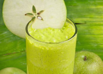 Apple-Nut Green Shake