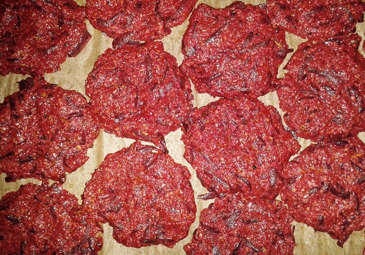 Raw Beetroot Pepperoni