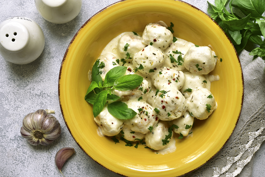 Keto lamb meatballs in coconut sauce