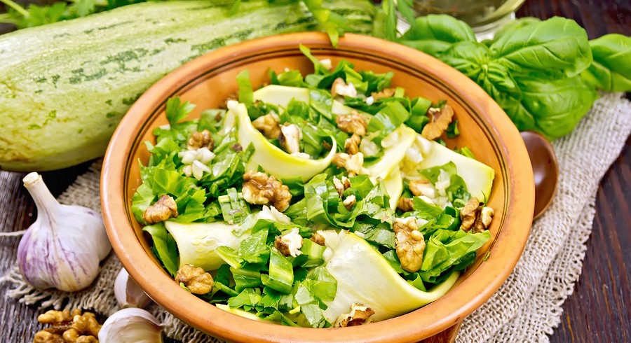 Keto zucchini and walnuts salad